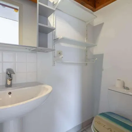 Cosy Avec Mezzanine, Balcon Et Parking A 300m De La - Fr-1-2-382 Hendaye